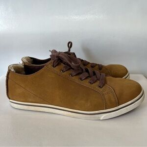 UGG Vanowen Nubuck Sneakers 1009283